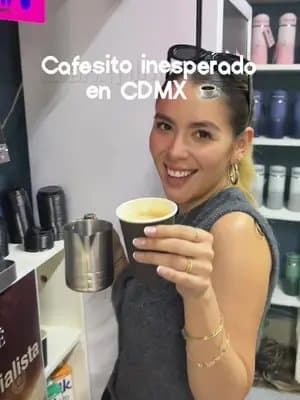No vine a buscarla, pero aquí está y no me arrepiento 🤍☕ La Ninja Luxe Café en plena tiendita de CDMX — espresso, cold brew y café tradicional desde una sola máquina. El descubrimiento más inesperado del día, y el más bueno. La tuya está en TikTok Shop @ninjamexico #LaTienditaSharkNinja #tiktokshopmx #cdmx