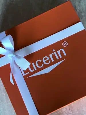 Sunscreen in a dropper? 👀🍊 And a whole Sun Dome pop-up to celebrate! Be one of the first 100 shoppers to purchase the Eucerin SPF50+ Serum Sun Protection at any Dis-Chem store, then bring your till slip to the Eucerin Sun Dome at Melrose Arch to unlock exclusive gifts and prizes 🎁☀️ 📍 Melrose Arch 📅 15 August See you in the Sun Dome! 🍊 #ad #GlamCrew @dischem_pharmacies @eucerin_sa