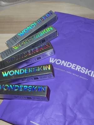 The Icons Set is definitely my favourite 🤩 @Wonderskin #TikTokMadeMeBuyIt #summersale #lipstain #wonderskinlipstain #makeuphacks