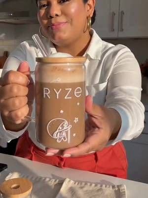 Yo tomo un café, el cual aporta a mi cuerpo si este contiene seis hongos halógenos, los cuales sirven al sistema inmunológico aportan al sistema inmunológico al sistema digestivo a la memoria, concentración y energía, como el melena de León, el cola de pavo, el reishi cordiceps#cafe #ryze #mushroom #ryzecofee #happy @ryzesuperfoods @RYZE Superfoods #ryzecoffeereview #mushroomcoffeeorganic #mushroomcoffeereviews #javvyproteincoffeereview #organicmushroomcoffee #mushroomcoffeebundle #bestmushroomcoffee #healthycoffeedrink #healthiercoffee #musthavecoffee #ryze #mushroom #mushroomcoffeeorganic #tiktokshop