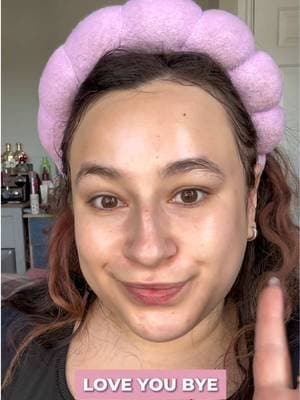 #ad Face masks should be used up to 2-3 times a week! Remember use it with your skincare routine to have the best results! My fave is the @Garnier UK hylaroun + jelly sheet mask! #selfcare #skincare #facemask #garnier