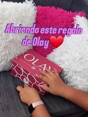 Un nuevo unboxing para mi rutina de skincare. 🤍✨ Gracias a Olay por enviarme estos productos. Estoy emocionada por come