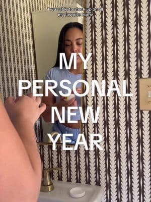 #ad Easing into the new year this year is much easier when you can find amazing deals on your favorite products! I’ve been hibernating but, now I’m ready to get this new year started! I found all my favorite @proctergambleUS home, beauty, and baby products on amazon, and until 2/3, you will receive a $20 Amazon credit when you spend $80 or more on select P&G products! The entire family can stock up with over 600 items from your favorite brands! Shop via the link in bio! #founditonamazon #amazonfinds #amazonfavorites