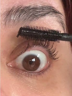 All day wear test with Maybelline Body Mascara 👀 No lash curler, just lift and hold that lasts. I wore this from morning through the day, and it genuinely passed the test. My lashes stayed lifted, defined and comfortable, without drooping or flaking, even after hours of wear. Lightweight, easy to apply and perfect for everyday when you want reliable lift without extra steps ✨ @MaybellineUK #ad #Maybelline #MaybellineBodyMascara #Lorealistar #MascaraWearTest