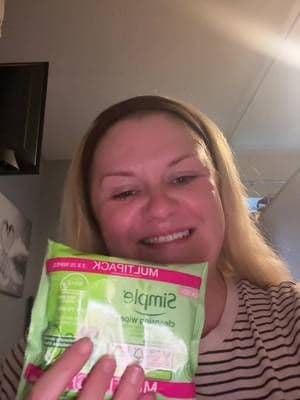 My go to skincare hack when Iโm a tired gal ๐ฅน simple wipes for the win! โจ๐ #SimpleSquadUK #AD #Simplewipehack@Simple UK