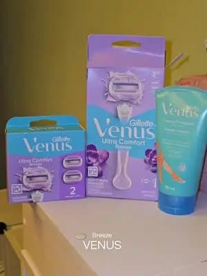 Apapacha tu piel con VENUS 💜 Con @gillettevenuslatam protege, apapacha y deja una piel suave y sin molestias 💜 @For_Me #TuApapachoPersonal , #publicidad , #VenusFM