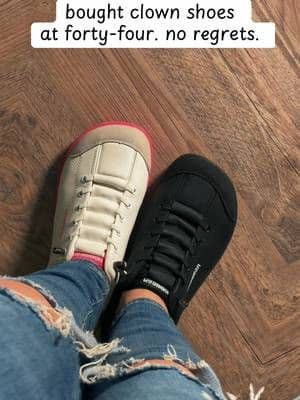 45 and still got style. ππ»ββοΈ #hobibear #barefootshoes #tiktokshopcreatorpicks #sliponshoes #hobibearshoes