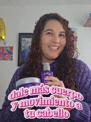 ¿Será que estos productos sí cumplen lo que prometen? 👀 Puse a prueba la nueva línea Elvive Collagen Lifter de L'Oréal Paris y estas fueron mis primeras impresiones después de incorporarla a mi rutina. ✨ Sentí mi cabello con más cuerpo. ✨ Mucho más suave al tacto. ✨ Hidratado, sin sentirse pesado. ✨ Y con un brillo que se nota incluso en movimiento. Ahora cuéntenme ustedes… ¿qué es lo primero que notan cuando un producto realmente le cae bien a su cabello? 💜 #LorealParisHairCare #PelazoConElvive #Publicidad #PelazoConForMe @L’Oréal Paris @For_Me