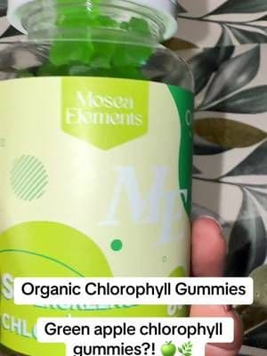 These plant-based chlorophyll gummies turn your supplement step into a green-apple flavored chew. They’re also listed as vegan, gluten-free and gelatin-free. 💚 #ChlorophyllGummies #Chlorophyll #VeganGummies #SupplementRoutine #TikTokShop