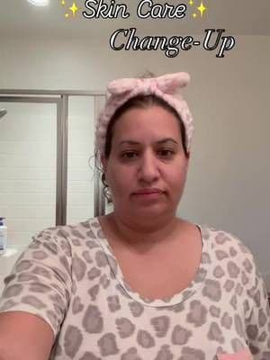 Changing up my night time skincare routine using @mixsoon_usa #ad I’m trying the Centella Foaming Cleanser and loving how soft this cleanser is. While cleansing and soothing skin it provides complete care for pores and dead skin cells. After cleansing, I applied the soybean milk serum. This serum achieves moisturizing through traditional fermentation methods. The galactomyces and soybean protein hydrate and radiate your skin. What’s great about the serum is it can be incorporated after toning and before cream and moisturizer. I’ve been using it as it and before my day and night cream and already feel that my skin is softer. Be sure to give them a follow and you can find their products on Amazon (linked in my storefront). Follow me @mama_does_parks for more! • • • #mixsoon #mixsoonpartner #mixsoonskincare #skincare #nighttimeroutine #cleanser @mixsoon