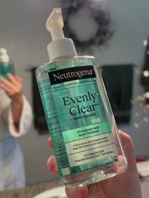 #AD My new simple 3-step skincare routine for my acne-prone skin ✨ Shop Evenly Clear at Sam’s Club! @neutrogena_us @samsclub #EvenlyClear #SamsClub #ugcexample #UGCJourney