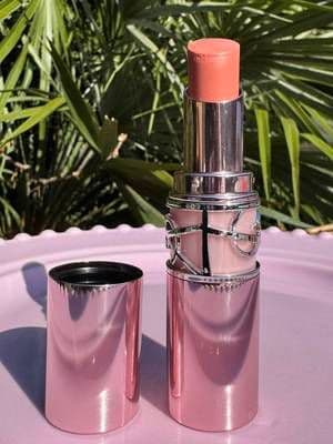 #AD ✨ This is such a flattering everyday nude from YSL. It’s one of those shades that just makes your lips look better without trying too hard. I paired it with the YSL Loveshine Kiss Shaper lip liner in shade 103 for a bit of extra shape, and I’m wearing the YSL Loveshine Candy Glow in shade 8B That Pink. The finish is so smooth, hydrating, and comfortable on the lips. It gives a soft pinky nude tone with a healthy, dewy glow, perfect for everyday ✨ @YSL Beauty #YSLBEAUTY #MYYSLCANDYGLOWRITUAL #glow_with_ania