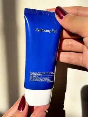 Sun’s out, skin’s glowing. This sun cream gives me that fresh, dewy look without the grease. Thanks, @pyunkangyul @pyunkangyul_influencer Shop at YeStyle and use code BXDF1025 for a discounter price 🛒🛒🛒 @yesstyle @yesstyleinfluencers https://www.yesstyle.com/en/home.html?rco=BXDF1025&utm_term=BXDF1025&utm_medium=Influencer&utm_source=dynamic&mcg=influencer #pyunkangyul #pky #sunscreen #SPF #SunscreenViral #kbeauty