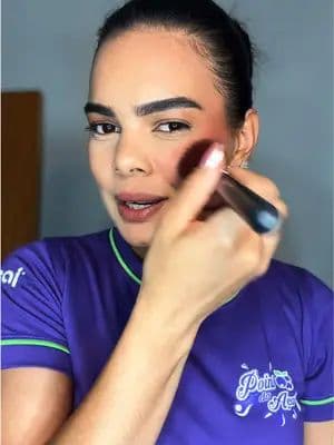 Um toque de blush e a make muda COMPLETAMENTE! 😍🩷 Pigmentação linda, efeito super fresh e aquele ar de saúde que a gente ama! ✨ 💗 Quer garantir o seu? 🛍️ Clique no produto aqui no carrinho laranja e garanta o seu agora! #Blush #MakeUp #TikTokShop #AchadinhosTikTok #Maquiagem
