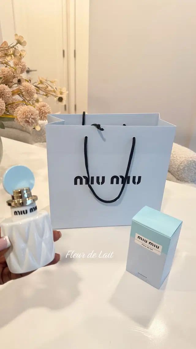 Soft florals, creamy warmth, and the prettiest bottle. Just received Fleur de Lait by Miu Miu in this dreamy PR package and she smells exactly like luxury in a bottle. Notes of mango blossom, delicate florals, and coconut milk create the softest, most feminine scent. Definitely one of those fragrances that turns heads the moment you walk into a room. Thank you for the beautiful gift 🤍 #MiuMiuBeauty #FleurDeLait #PRPackage #PerfumeTok #LuxuryBeauty